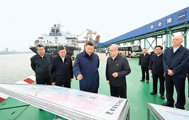 习近平：中国式现代化是中国共产党领导的社会主义现代化